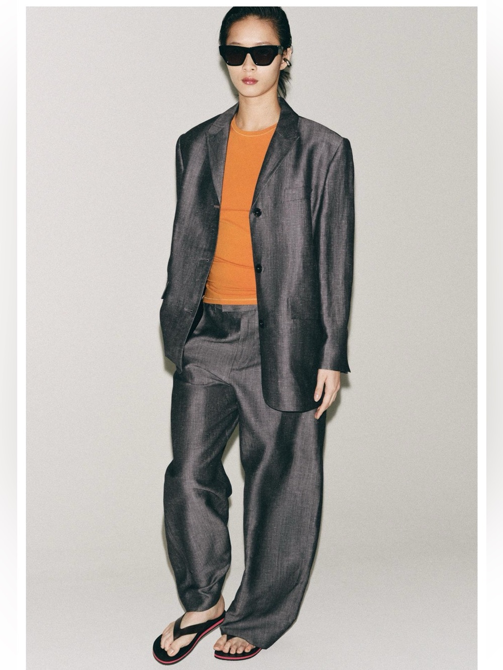Straight Cut Linen Blazer